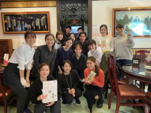 日本で唯一の若者向けイベント【Green Rabbits Club】を主催するVegan イベントプロデューサー　吉川夕葉様　と、Kanto Young Vegans グループの方々、ベジプロジェクトインターン生の方々。