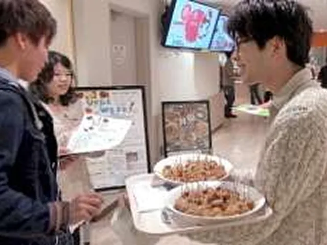 VegeProject distributed samples of soy meat karaage