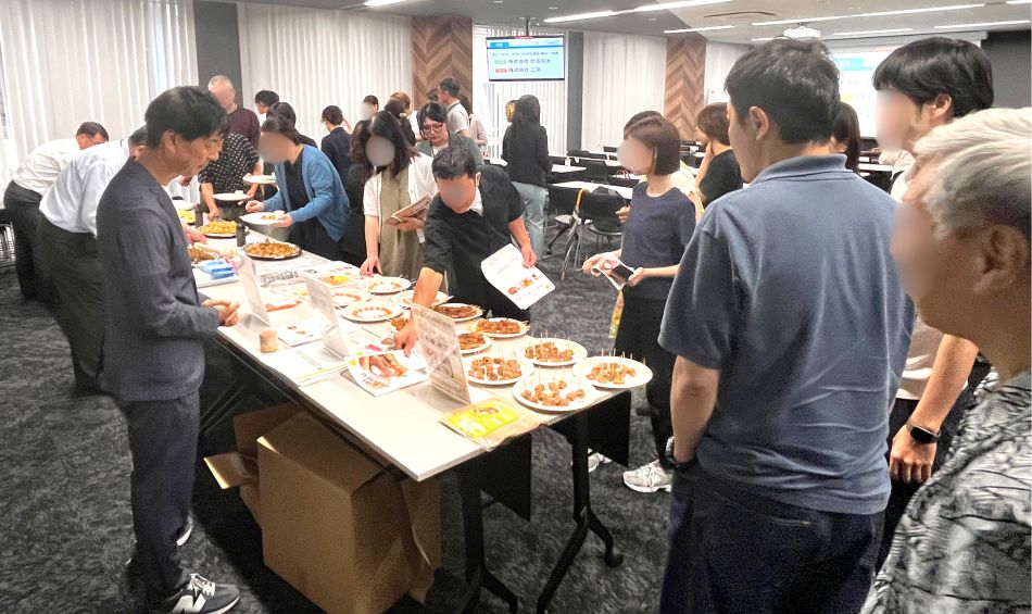 Tasting session at the Vegan and Muslim-Friendly Seminar hosted by Fukuoka Prefecture