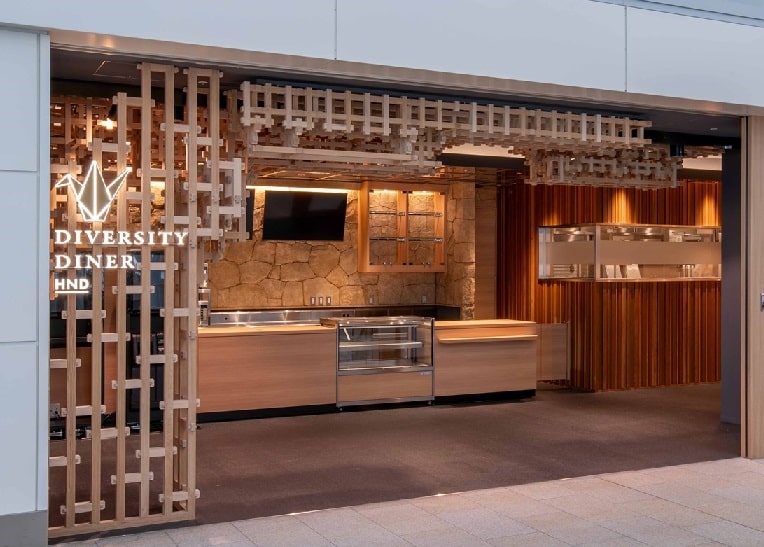 Diversity Diner at Haneda Airport