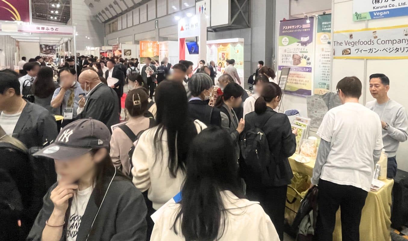 Scenes from VEG FOOD EXPO, a B2B food exhibition held within Premium Food Show