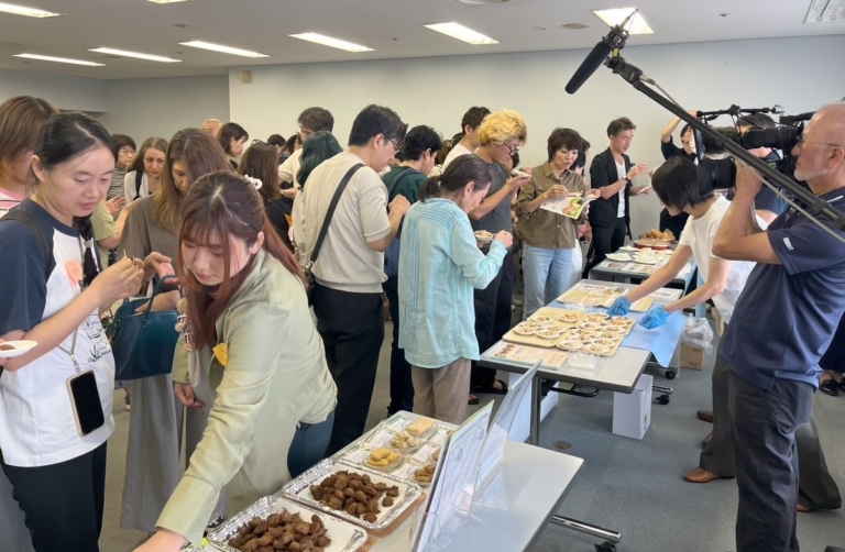 Networking session at 'Learn Vegan, Know Food' hosted by Pinocchio Children's Cafeteria
